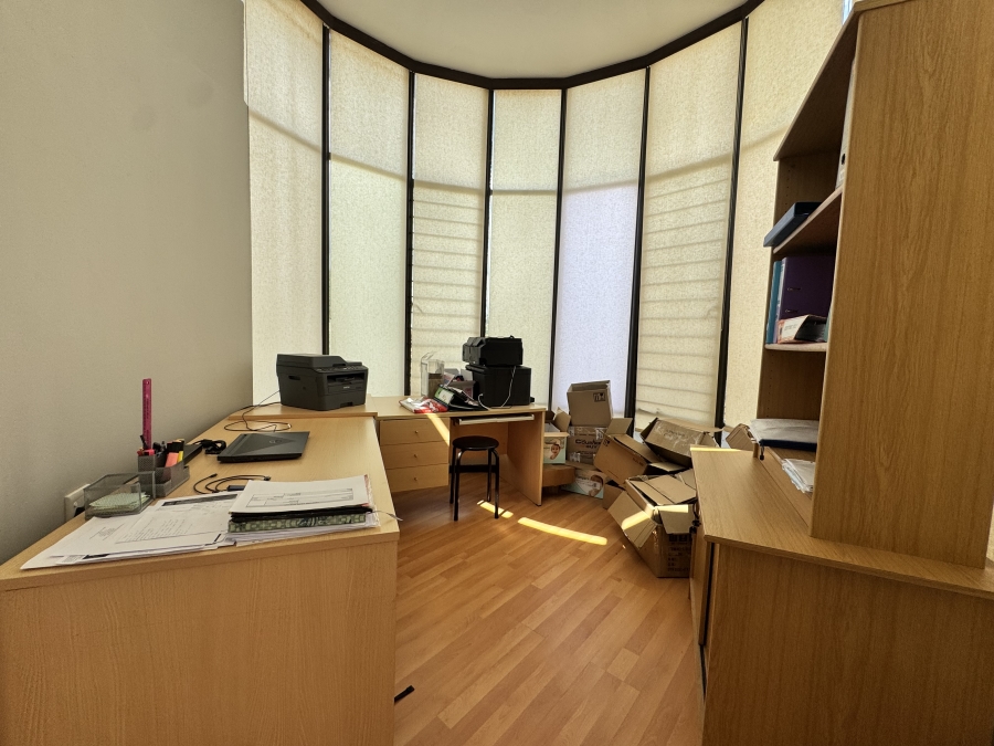 4 Bedroom Property for Sale in Wilkoppies North West